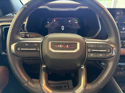 2023 GMC Canyon AT4