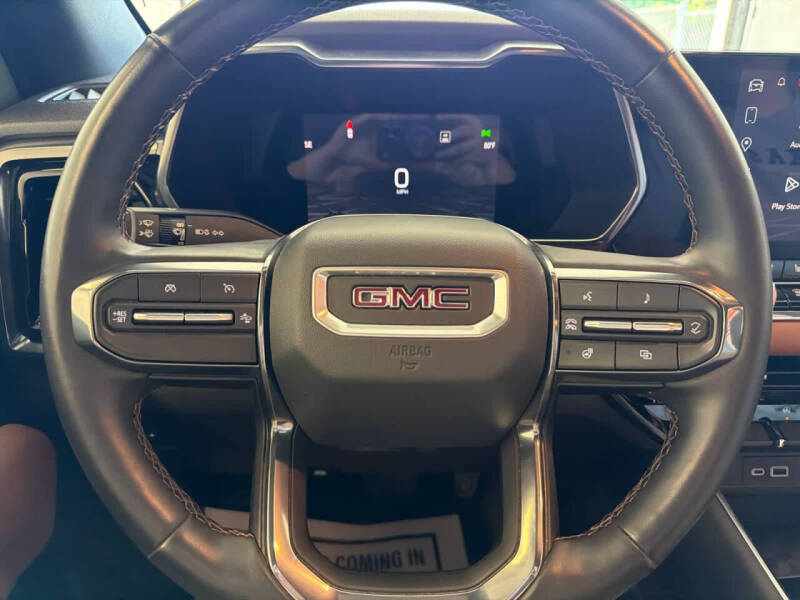2023 GMC Canyon AT4