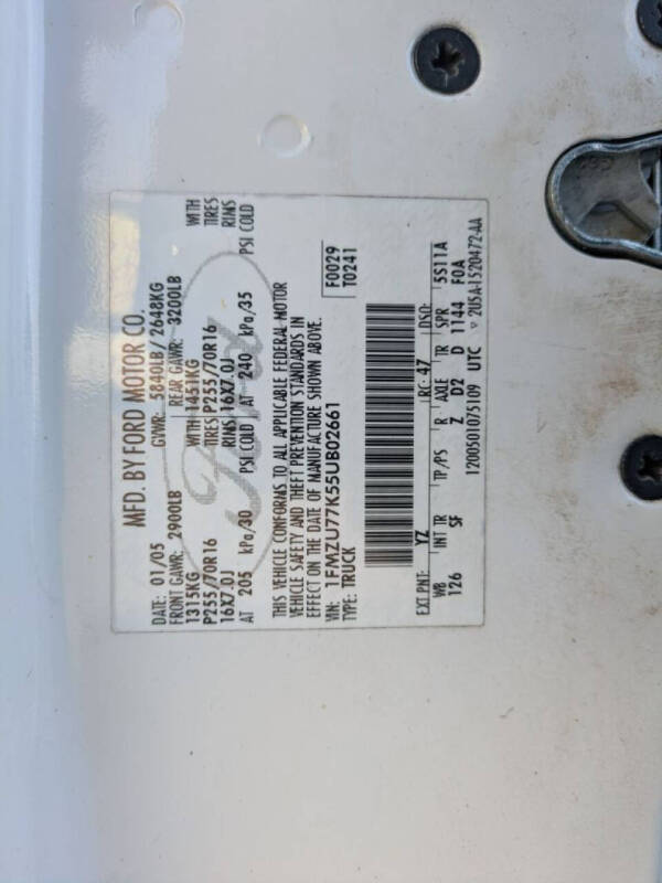 2005 Ford Explorer Sport Trac XLS