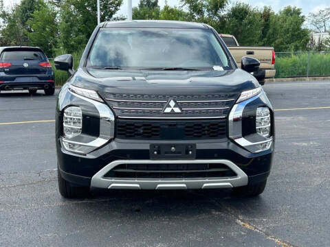 2025 Mitsubishi Outlander PHEV SE