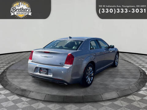 2015 Chrysler 300 Limited