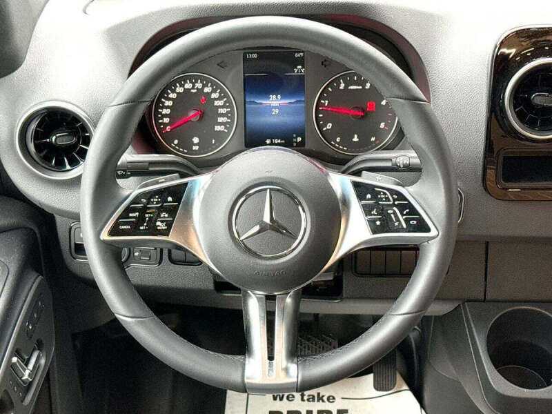 2025 Mercedes-Benz Sprinter