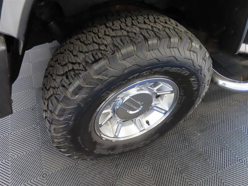 2005 HUMMER H2