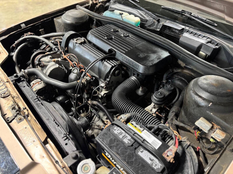 1986 Chrysler New Yorker