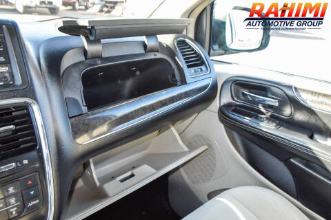 2012 Chrysler Town and Country Touring