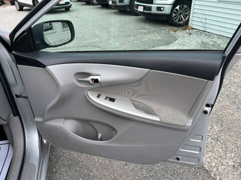 2013 Toyota Corolla LE