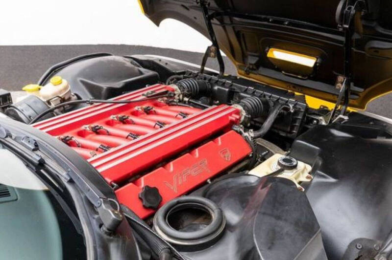 2001 Dodge Viper RT/10