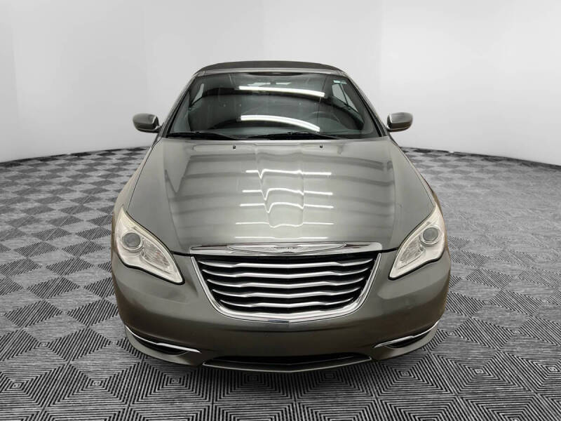 2012 Chrysler 200 Touring