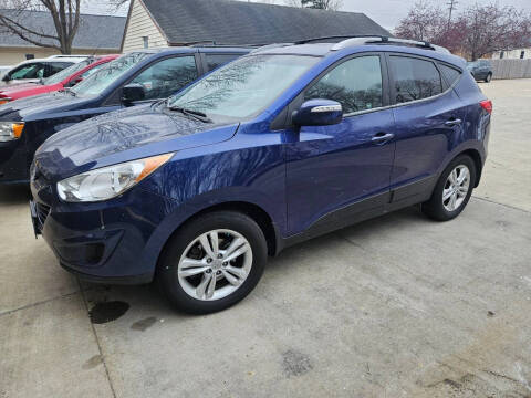 2012 Hyundai Tucson for sale at Short Line Auto Inc in Rochester MN