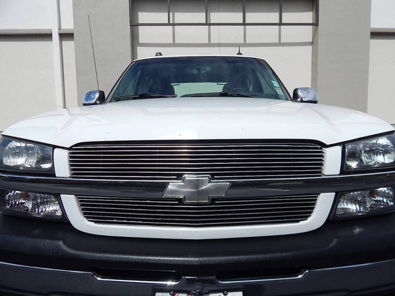 2005 Chevrolet Avalanche 1500 LS