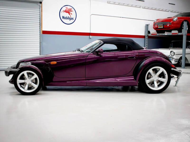 1997 Plymouth Prowler Base photo 9