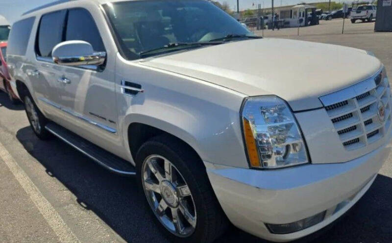 2011 Cadillac Escalade ESV Luxury