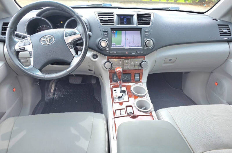 2011 Toyota Highlander Limited