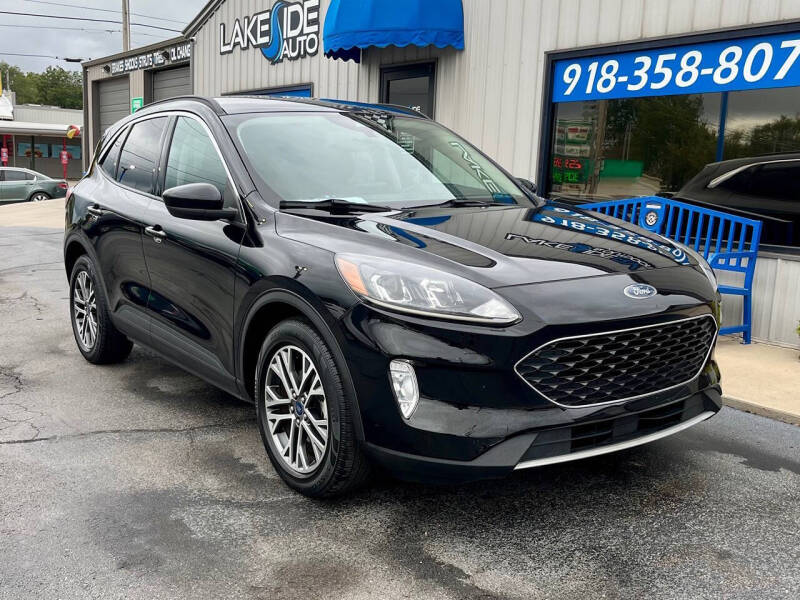 2020 Ford Escape SEL