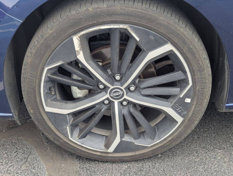 2024 Nissan Altima 2.5 SR