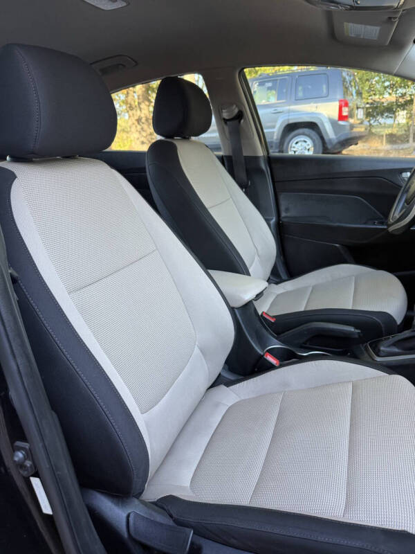 2019 Hyundai Accent SEL