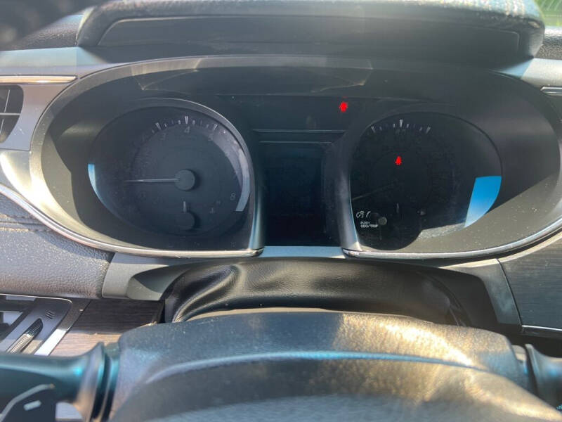 2016 Toyota Avalon XLE