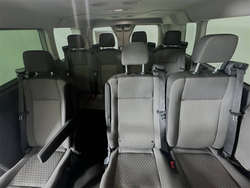 2023 Ford Transit 350 XLT