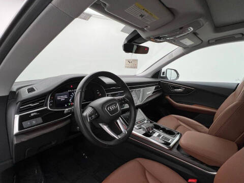 2022 Audi Q8 quattro Premium Plus 55 TFSI