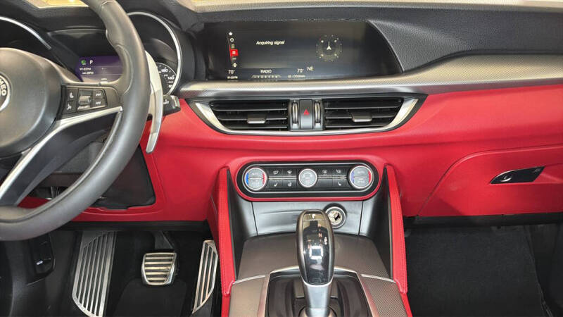2019 Alfa Romeo Stelvio Ti Sport