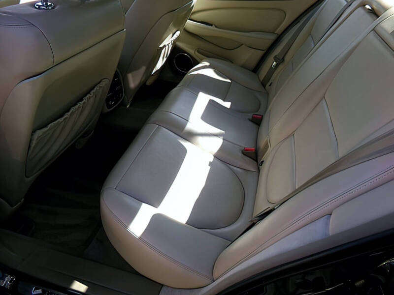 2004 Jaguar XJ-Series XJ8