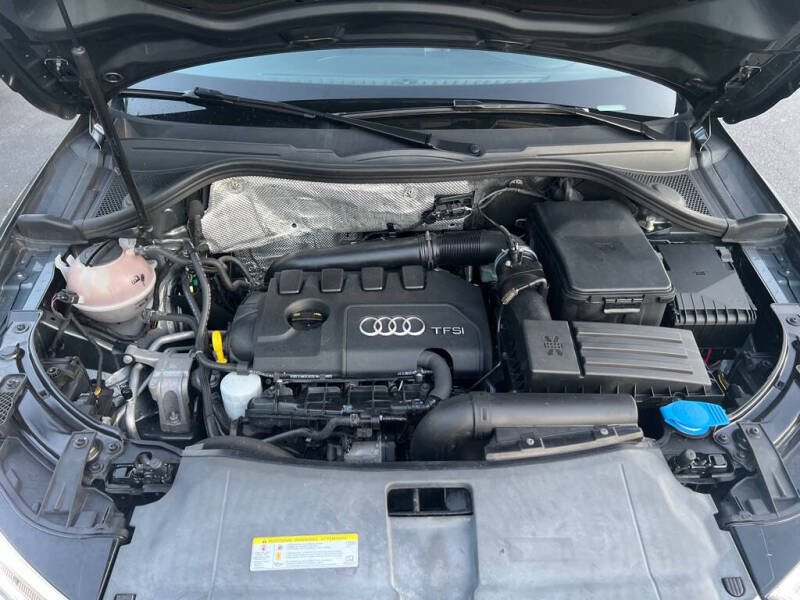 2017 Audi Q3 2.0T quattro Prestige