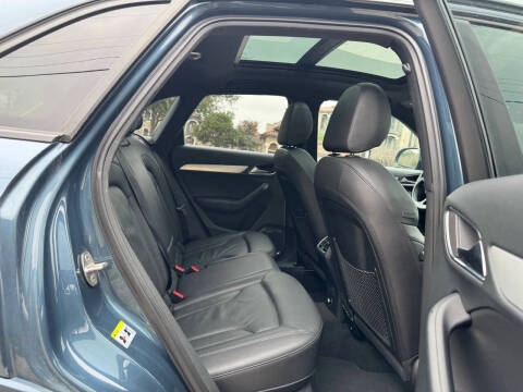 2017 Audi Q3 2.0T Prestige