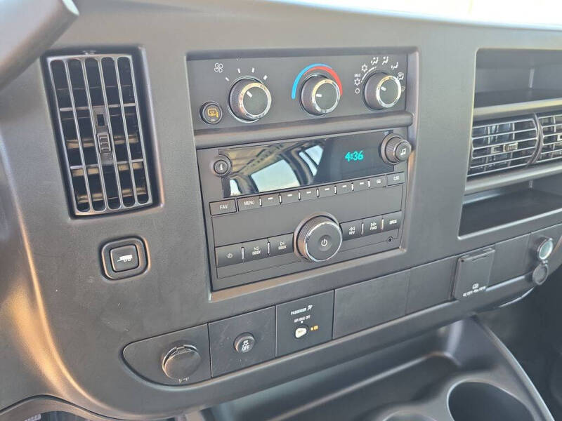 2026 GMC Savana 2500
