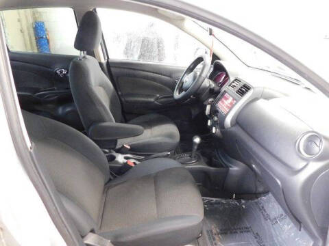 2013 Nissan Versa 1.6 S