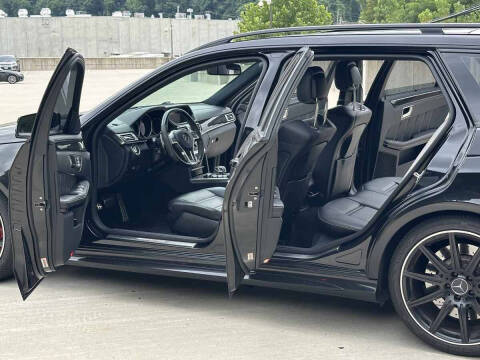 2015 Mercedes-Benz E-Class E 63 AMG S-Model