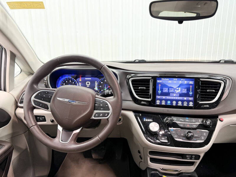 2018 Chrysler Pacifica Touring L