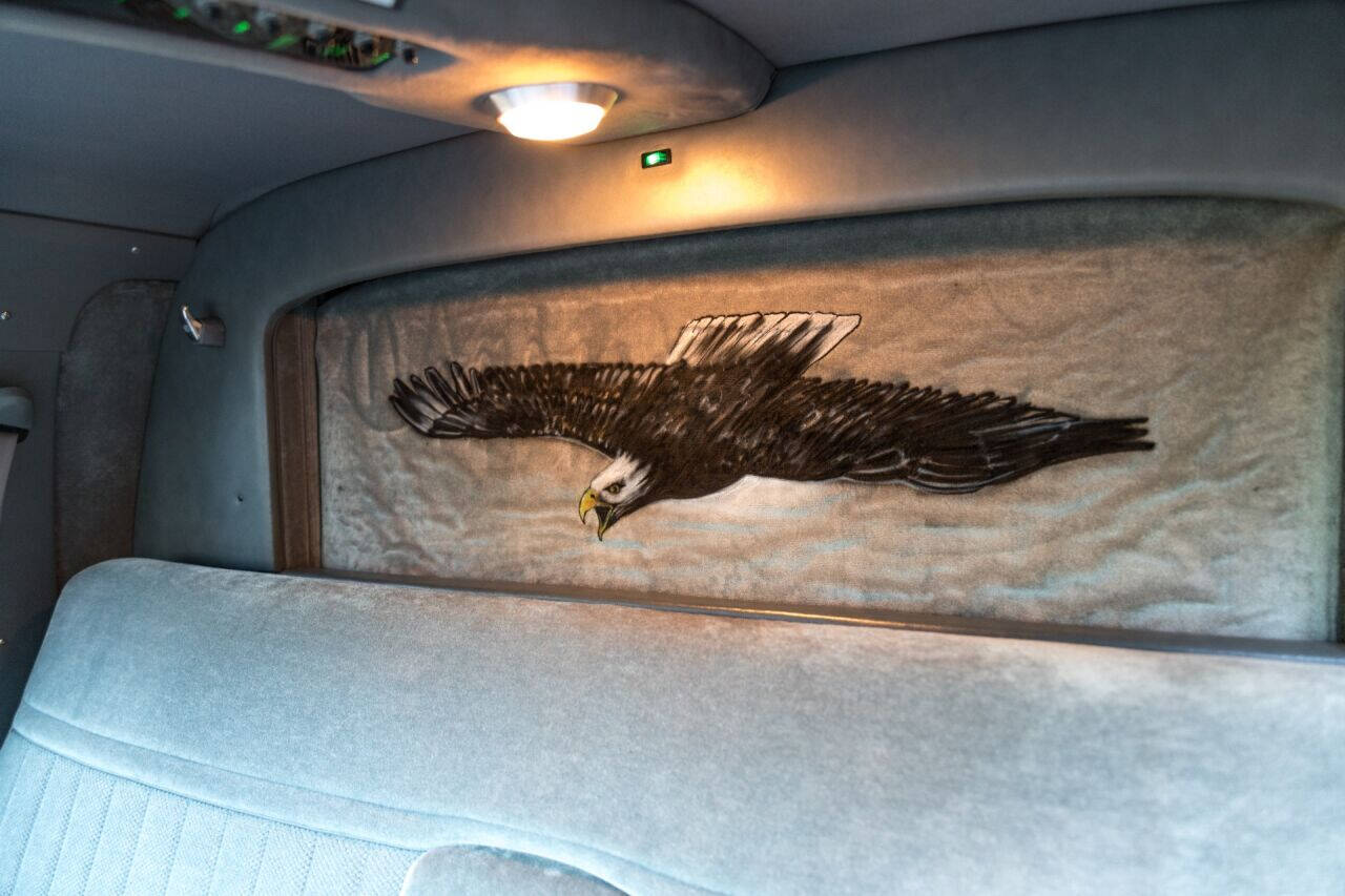 1988 Chevrolet Suburban 33