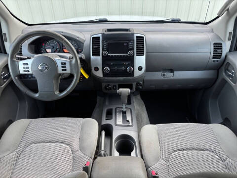 2017 Nissan Frontier SV