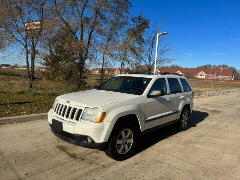 2008 Jeep Grand Cherokee for sale at United Motors in Saint Cloud MN