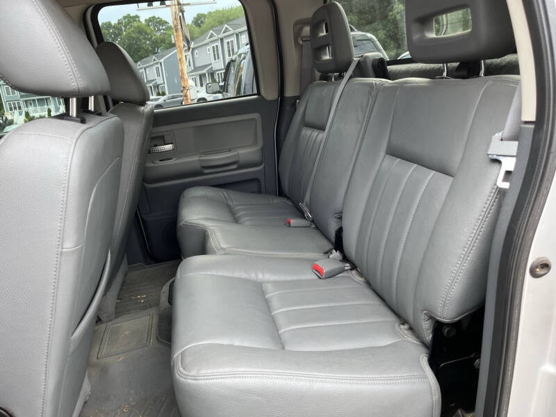 2005 Dodge Dakota Laramie