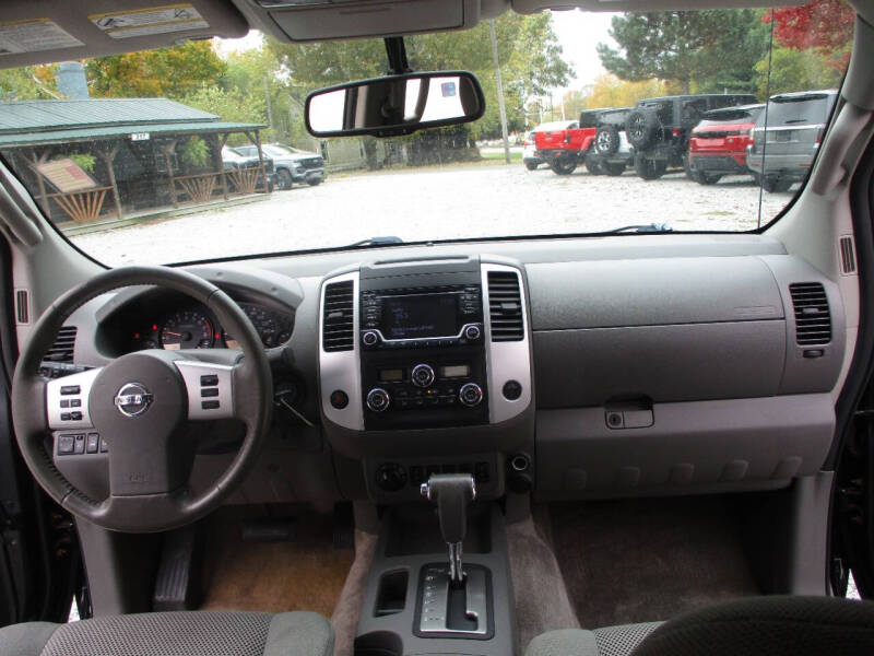 2016 Nissan Frontier SV