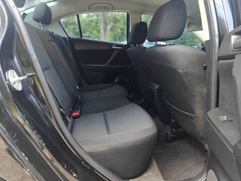 2011 Mazda MAZDA3 i Touring