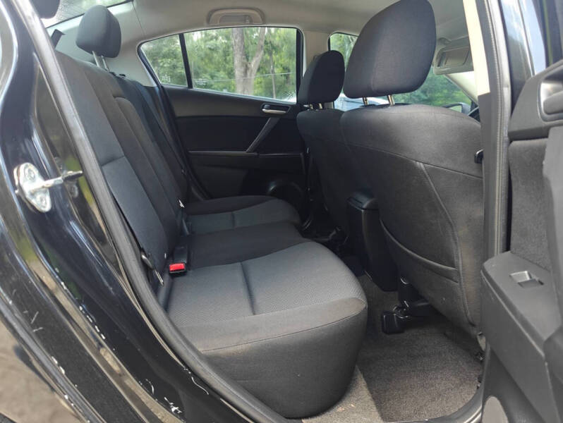 2011 Mazda MAZDA3 i Touring