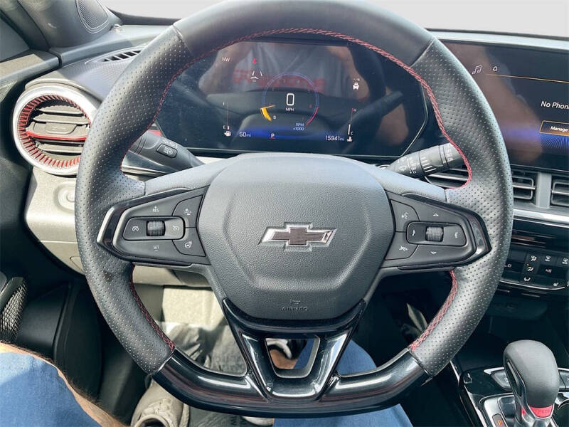 2025 Chevrolet Trax RS