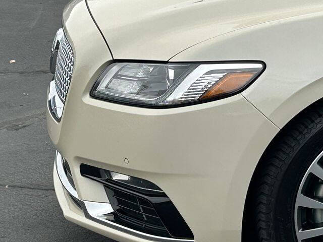 2018 Lincoln Continental Select