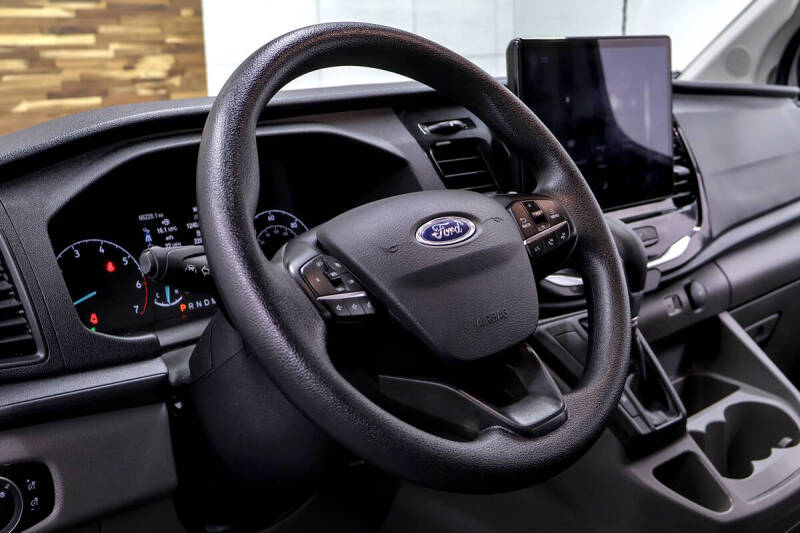 2023 Ford Transit 350 XLT