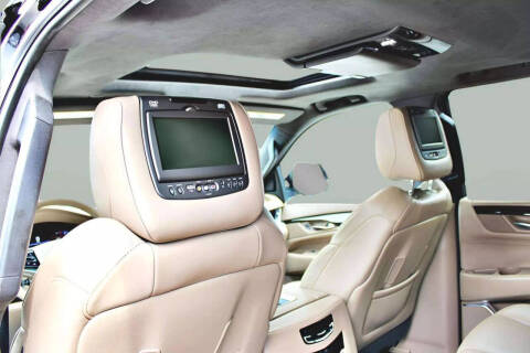 2018 Cadillac Escalade Platinum