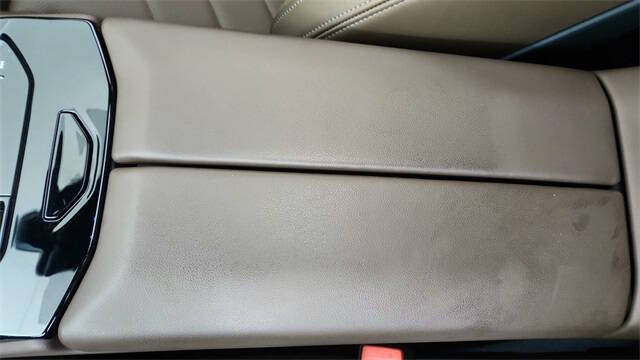 2025 BMW 5 Series 530i xDrive