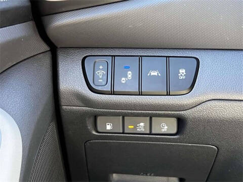 2022 Hyundai Ioniq Plug-in Hybrid SEL