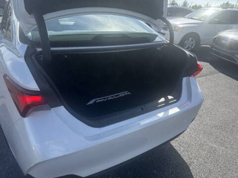 2019 Toyota Avalon XSE