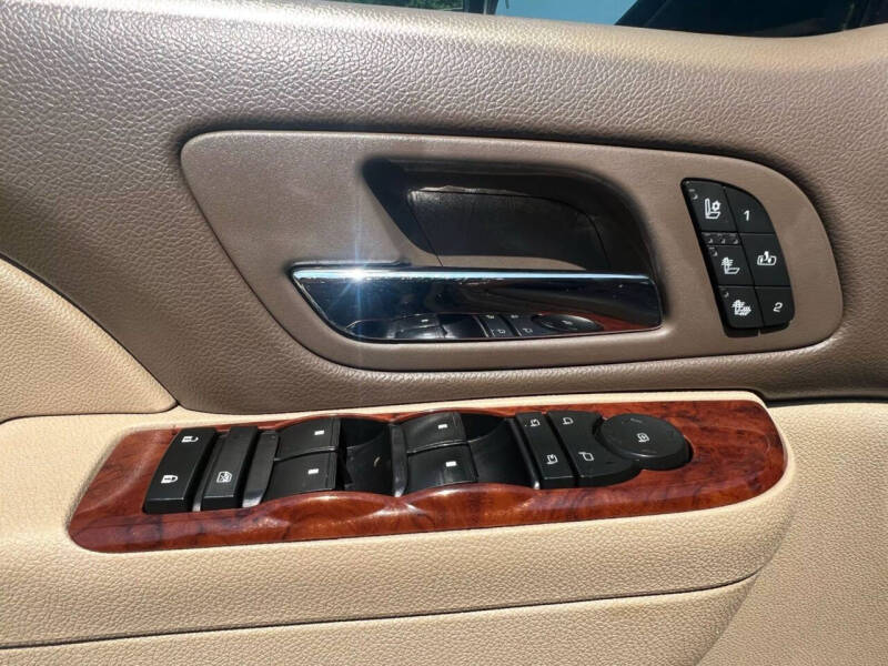 2013 Chevrolet Suburban LTZ