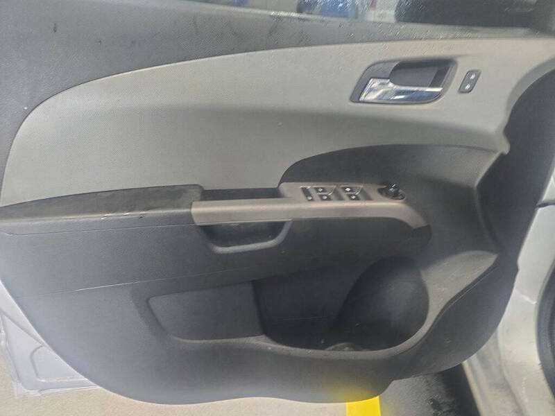 2018 Chevrolet Sonic Premier Auto