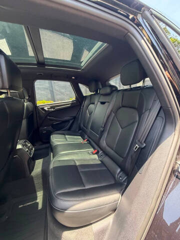 2021 Porsche Macan