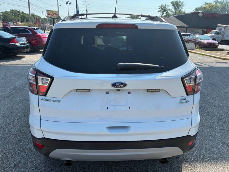 2018 Ford Escape SE