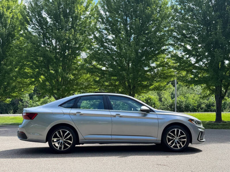 2025 Volkswagen Jetta SE
